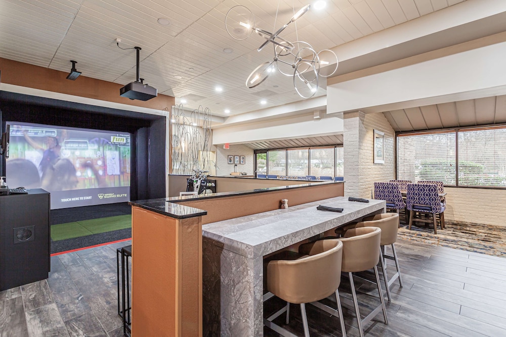 DoubleTree by Hilton Hotel Memphis - photo 52