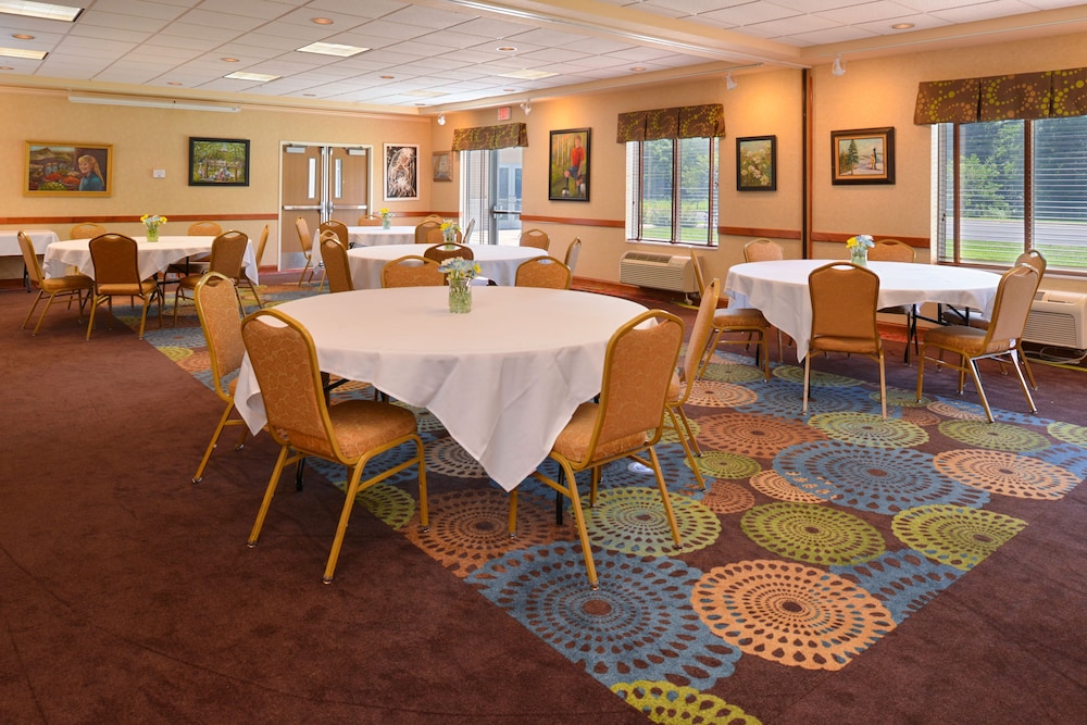 Holiday Inn Express St. Croix Valley by IHG - photo 46