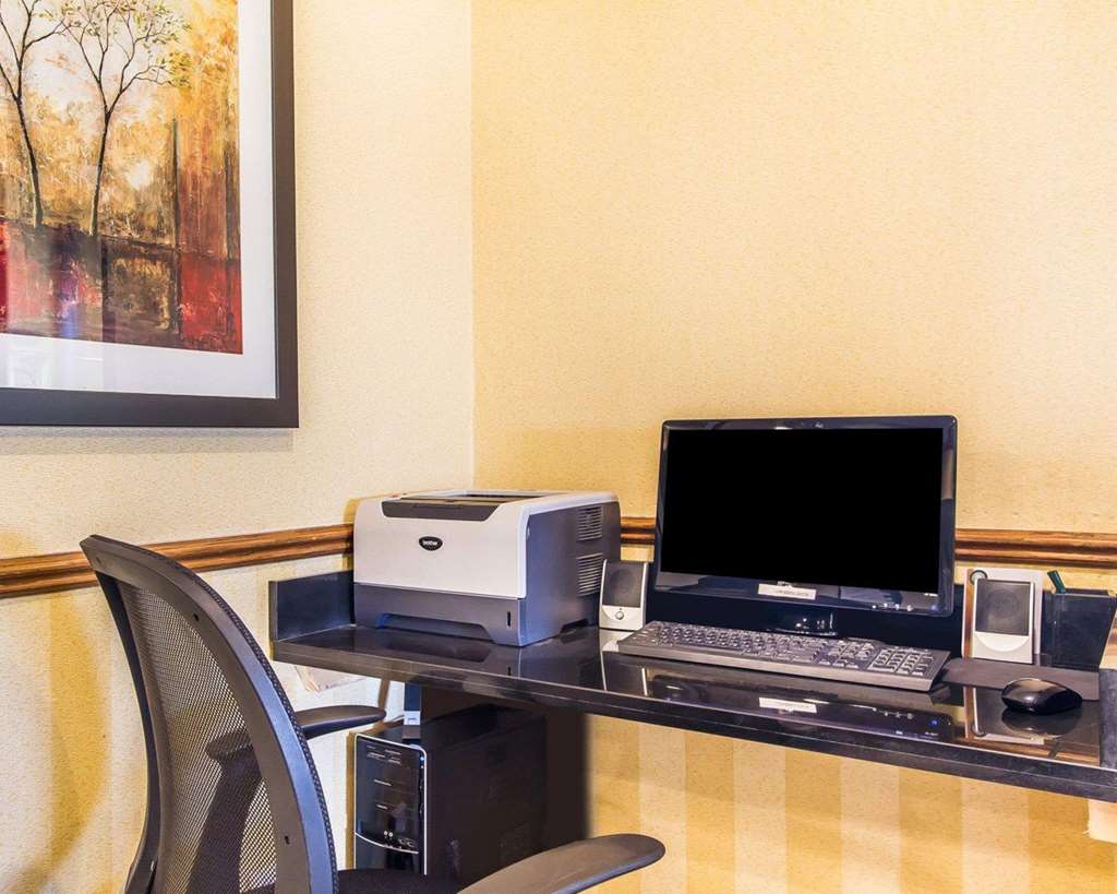 Quality Inn Pontiac - photo 48