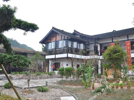 Sun Valley Expert Building in Xinning, People's Republic of China