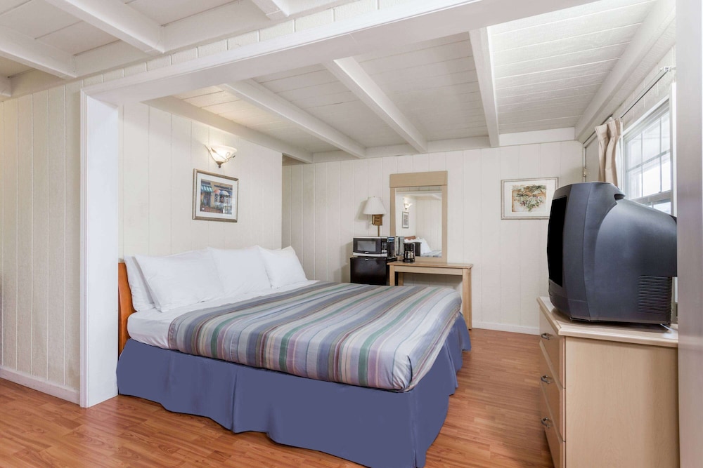 Travelodge by Wyndham Fairfield Napa Valley - photo 10