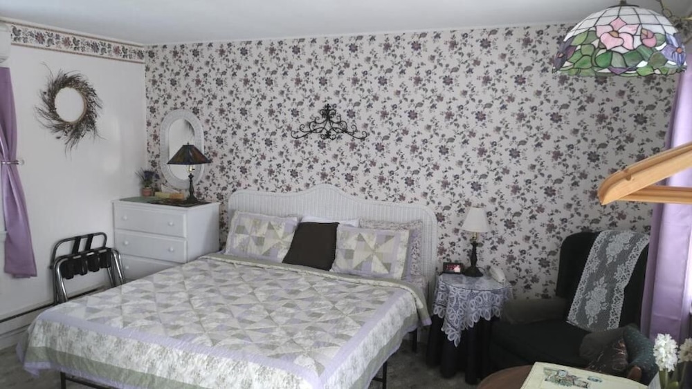 Midway Lodging - photo 4