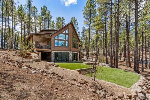 Stay at Coyote Pass in Flagstaff, United States