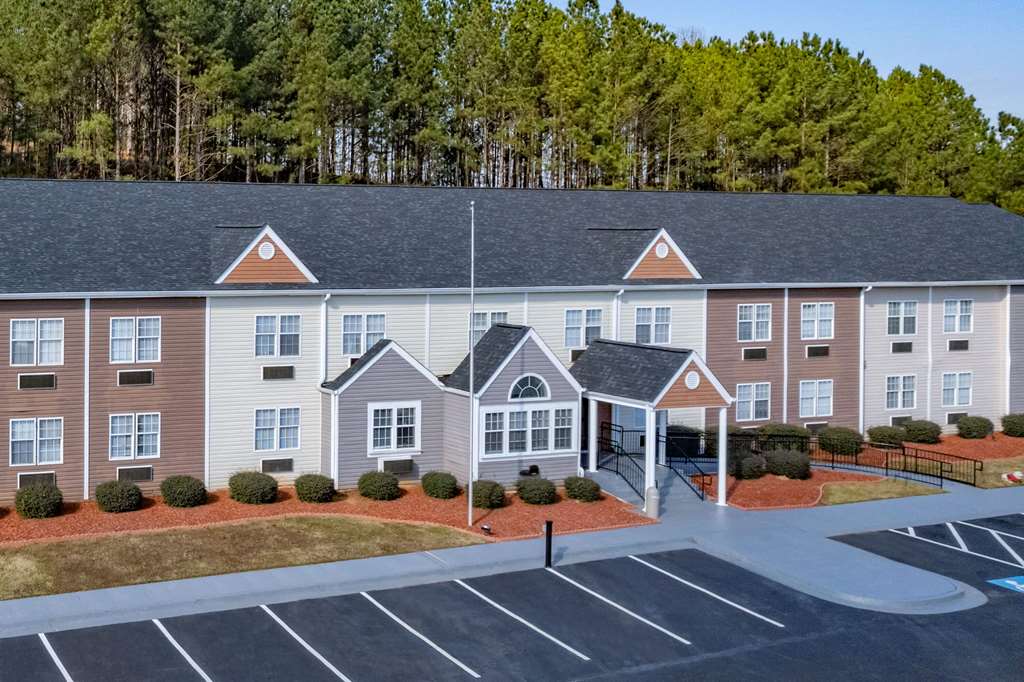 Microtel Inn & Suites By Wyndham Athens - photo 2