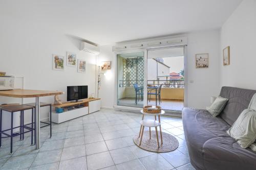 Magnifique Studio Au Calme Climatisation Parking Wifi. — hotel in Beaulieu-Sur-Mer
