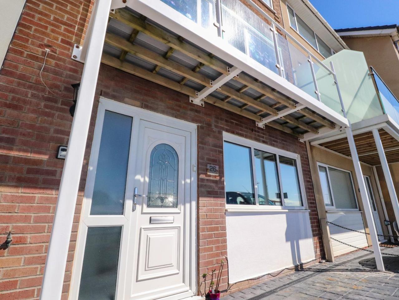 26 North Promenade — Cleveleys — photo 3