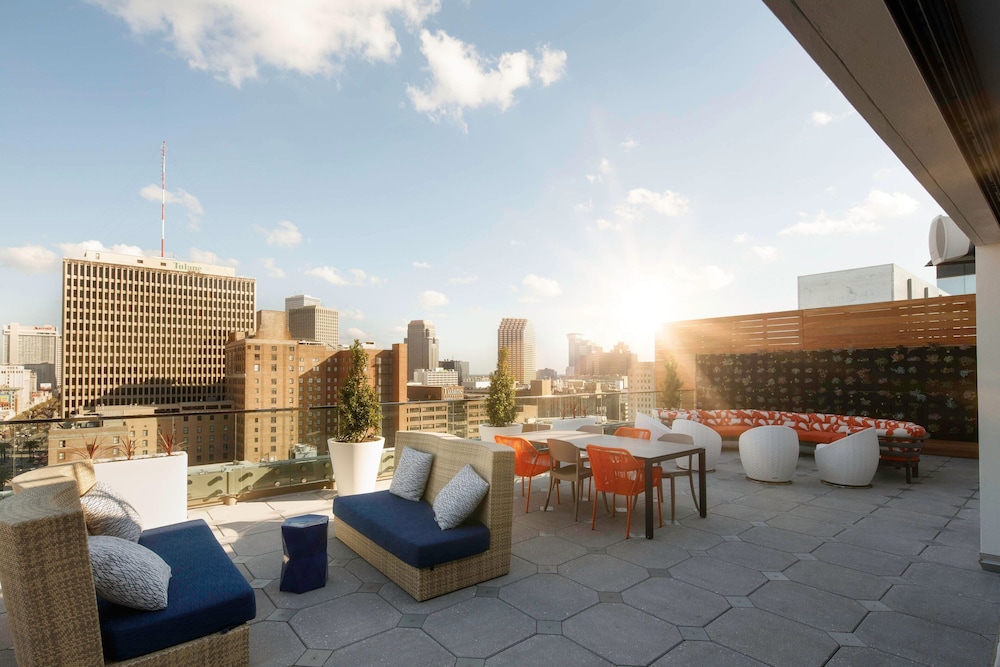 SpringHill Suites by Marriott New Orleans Downtown Canal Street - photo 33