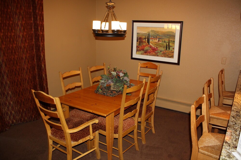 Longbranch #115 By Peak Property Management - photo 6