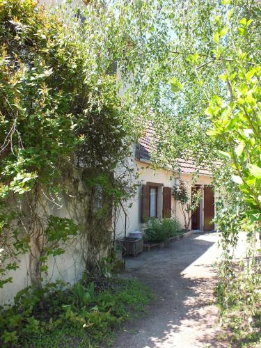 Georgeluc - carbon neutral hotel in Unknown City