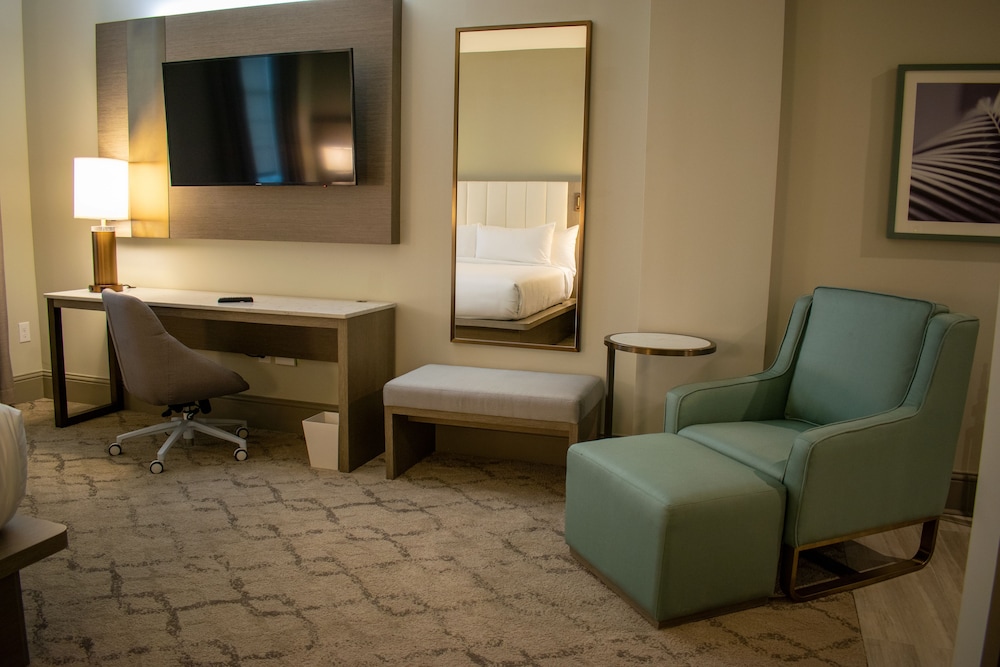 Grand Centennial Hotel - photo 6