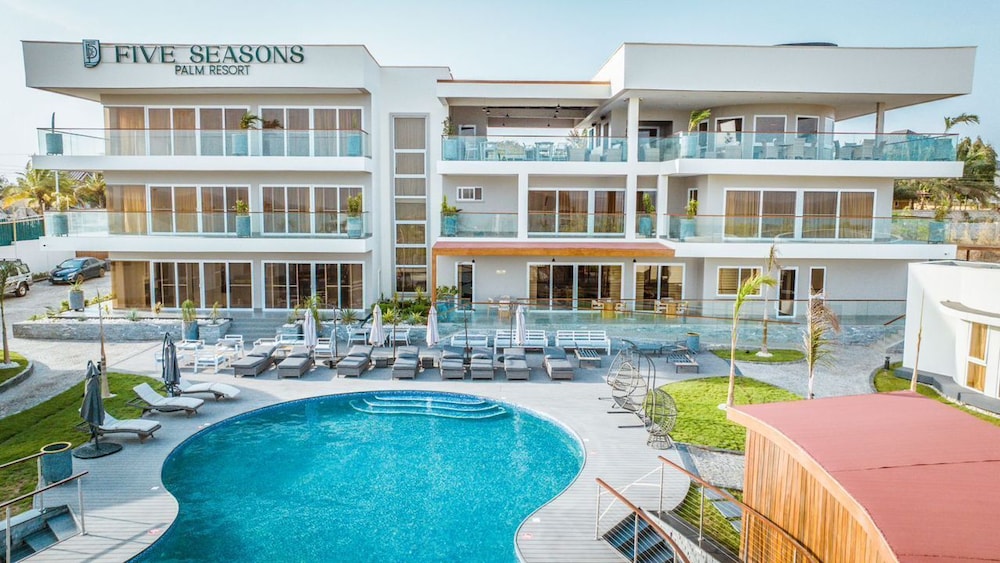 BON Hotel Five Seasons Palm Resort in Accra, Ghana