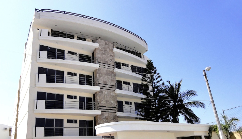 Topacio7 Residencial — 4-Star Luxury Hotel in Boca Del Rio, Mexico