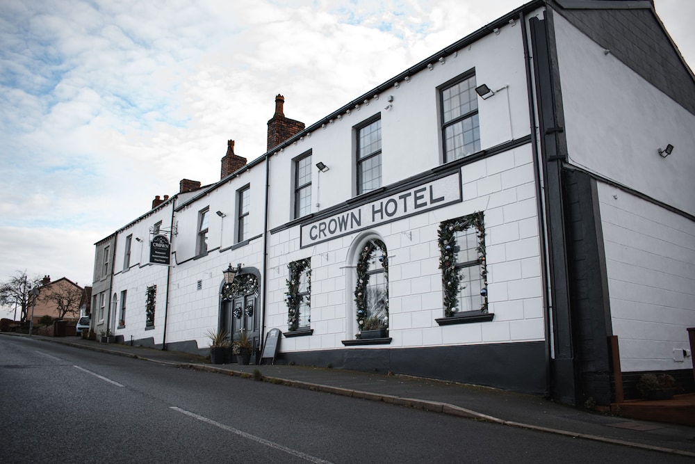 The Crown at Worthington - carbon neutral hotel in Wigan