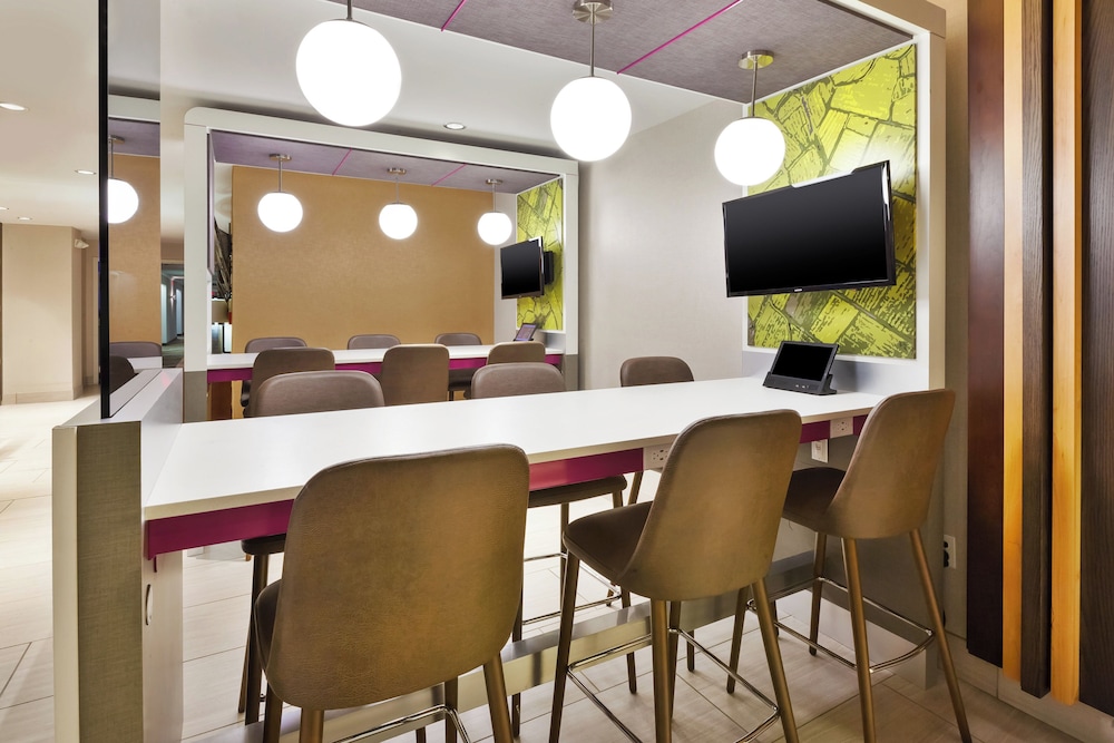 Crowne Plaza Dulles Airport by IHG - photo 131