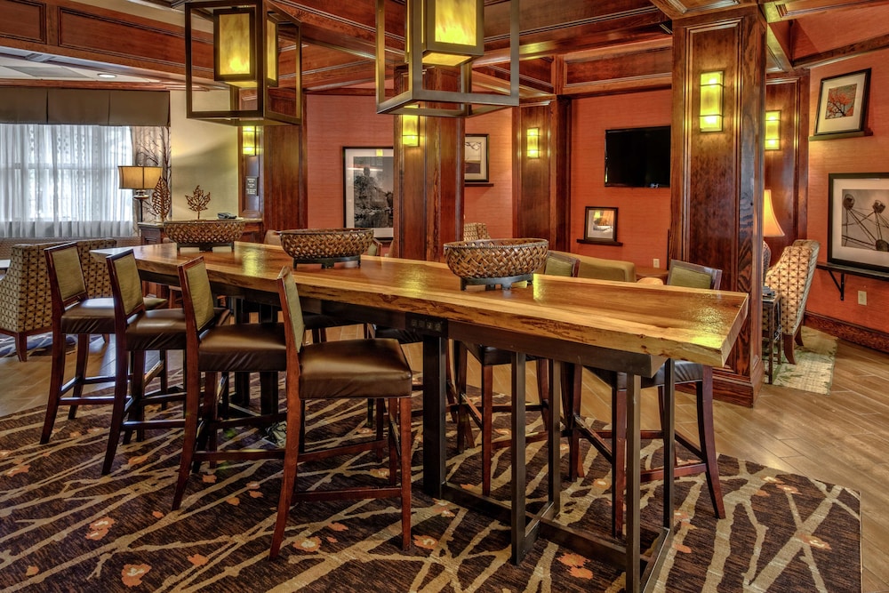 Hampton Inn & Suites Pigeon Forge On The Parkway - photo 4