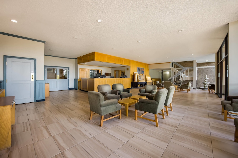 Suburban Studios Canon City - photo 4