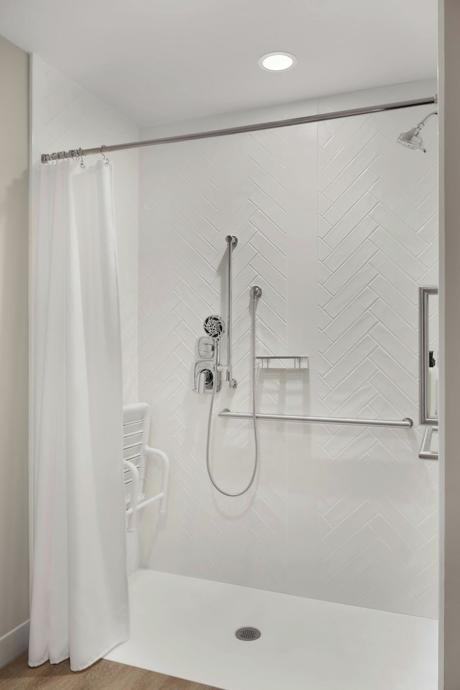 TownePlace Suites by Marriott Crown Point - photo 16