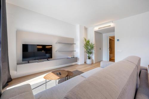 Hauzify I Apartaments Voramar — Sant Pol De Mar — photo 2