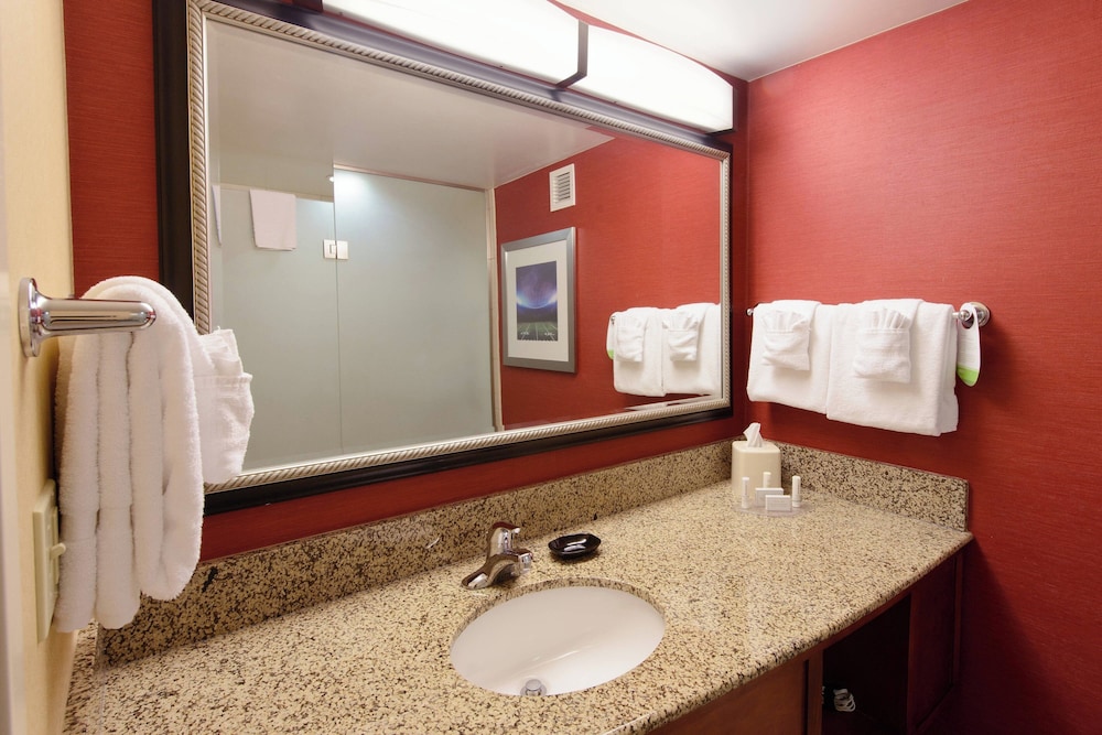 Courtyard by Marriott Canton - photo 14