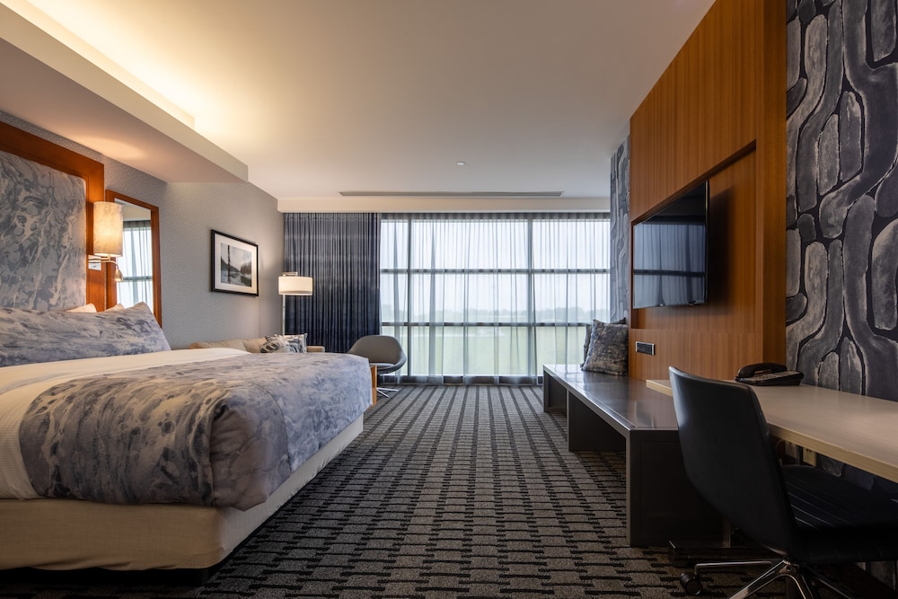 The Hotel at Kirkwood Center - photo 7
