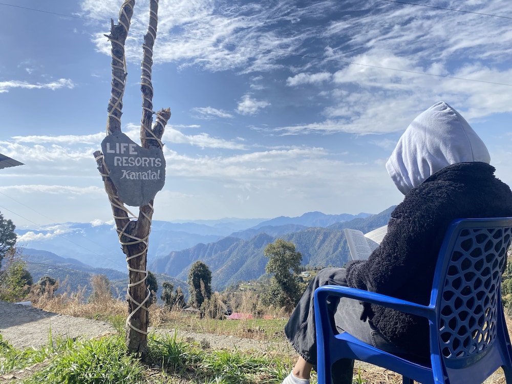 Life Resorts in Tehri, India