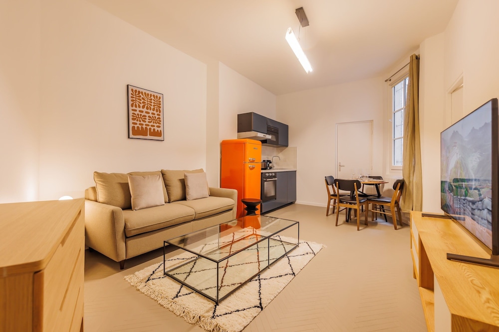 Cosy Apartment 1br 4p Marais place des Vosges — 4-Star Luxury Hotel in Paris, France
