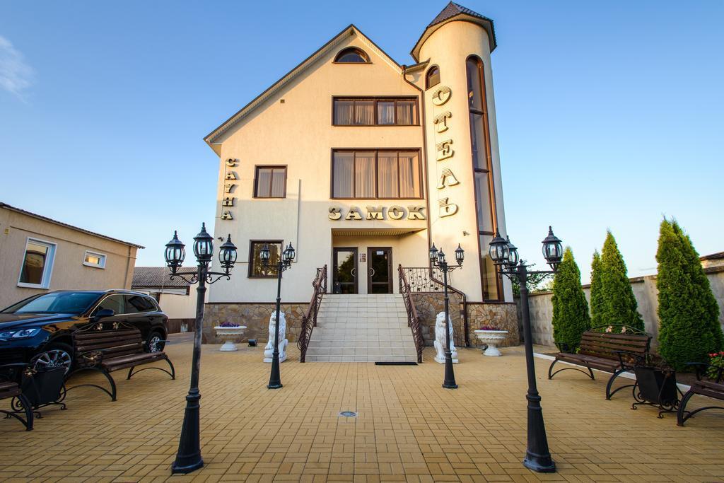 Zamok — hotel in Ostrogozhsk