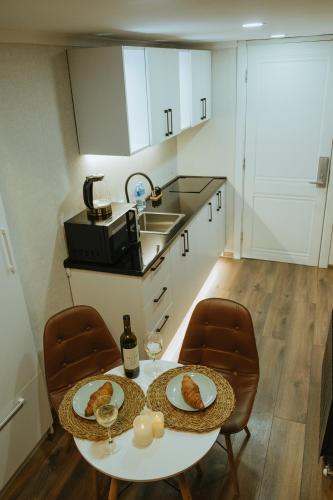Luxury Duplex Suites City Center