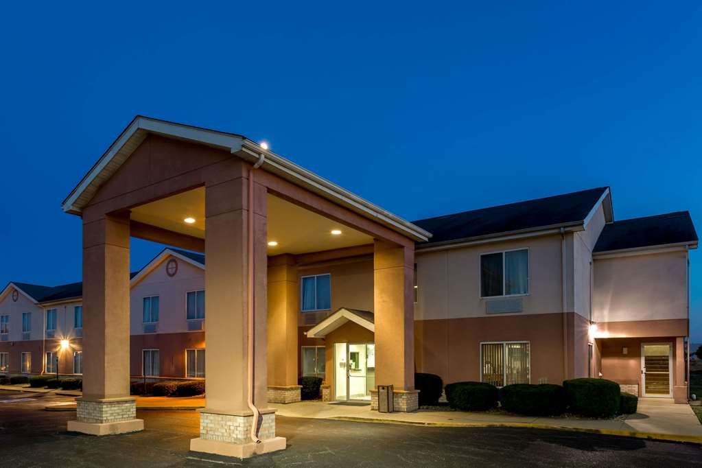 Super 8 by Wyndham Frankfort IN - featured photo