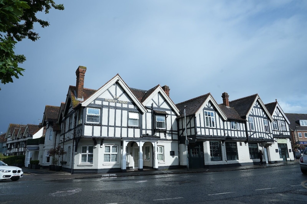 Hotel Manor Datchet — Slough