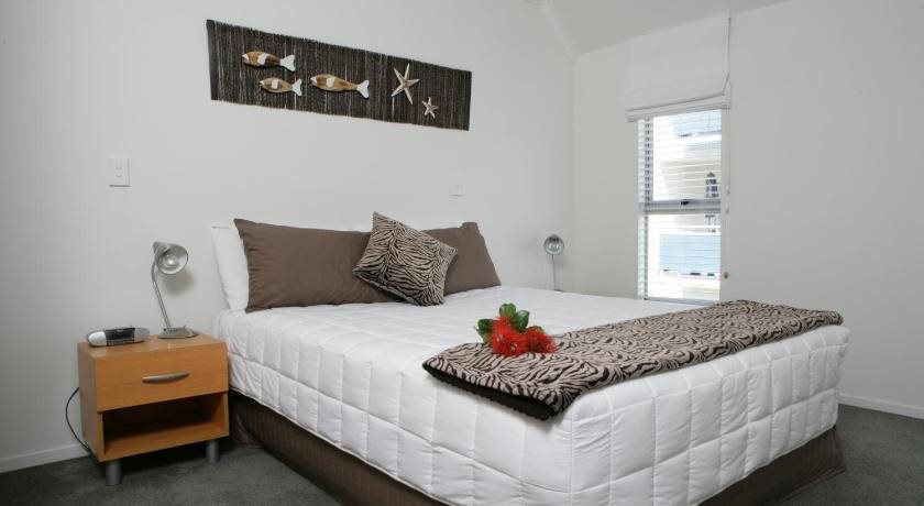 Marine Reserved Holiday Apartments — 4-Star Luxury Hotel in Whangamata, New Zealand