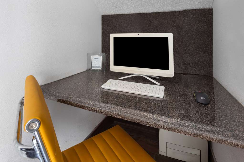 Days Inn by Wyndham Ogallala - photo 5