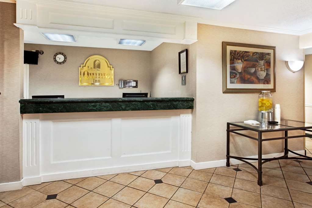 La Quinta Inn by Wyndham Detroit Canton - photo 8