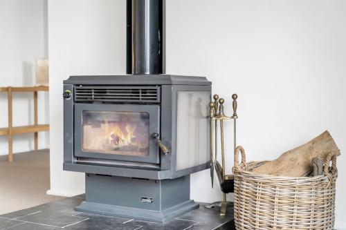 Mountain View Hideout with Stargazing Telescope in Wentworth Falls, Australia