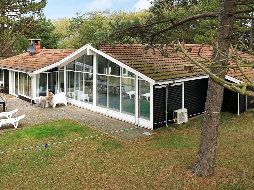 Luxury Beach Retreat By Traum Ferienwohnungen — 4-Star Luxury Hotel in None, Denmark