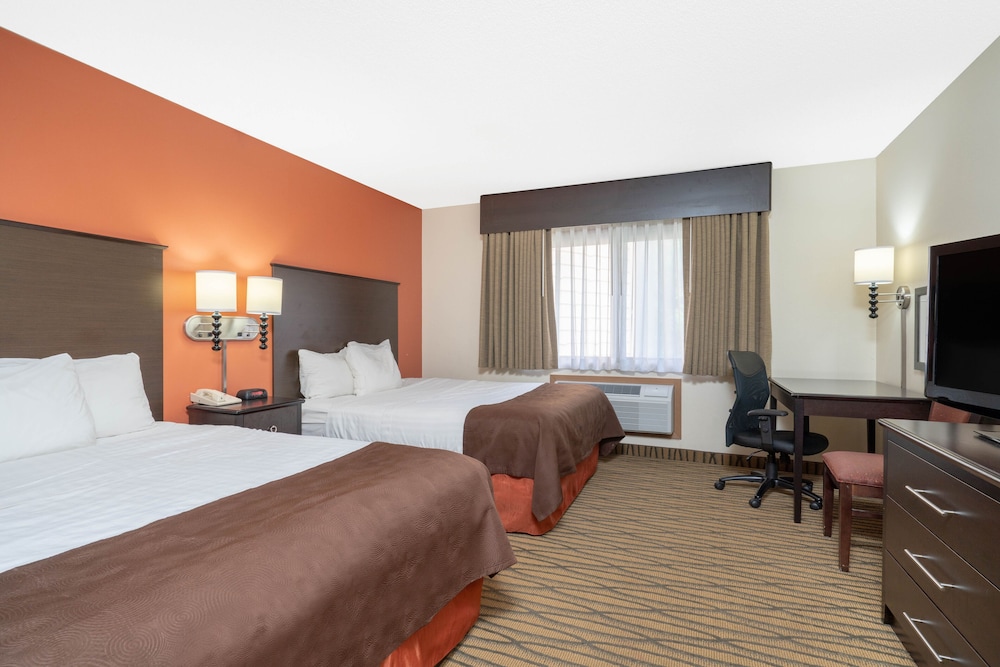 Aspen Hotel Rogers - photo 12