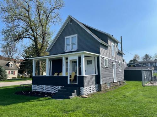 3 Bedroom House with Lake Pepin views with access to shared pool — 4-Star Luxury Hotel in American Fork, United States