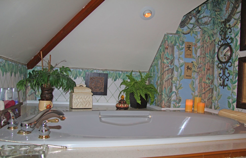 J. Paule's Fenn Inn - photo 45