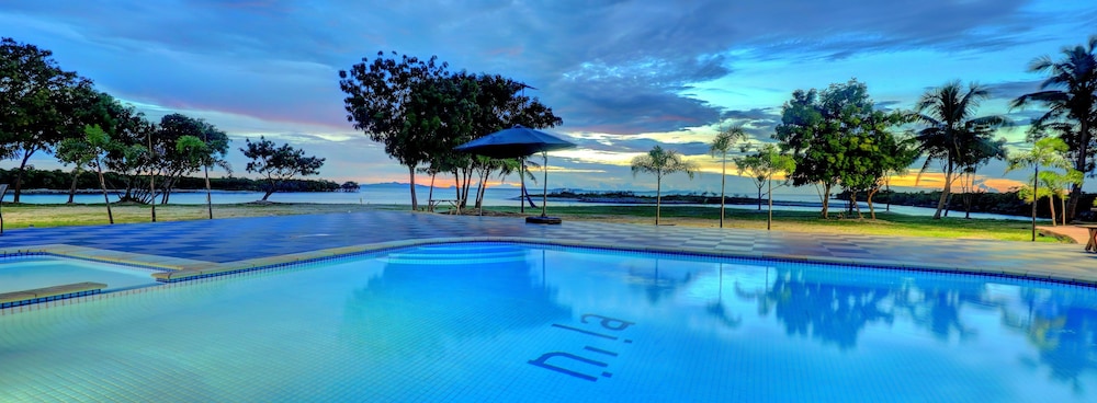 Nila Beach Resort Fiji in Lautoka, Fiji