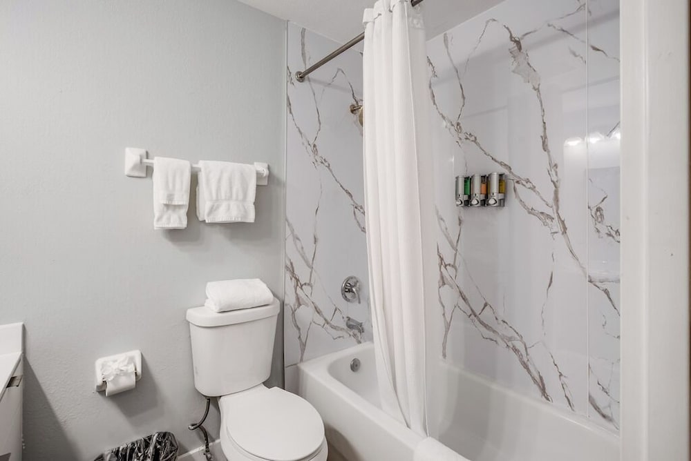 South River Suites - photo 46
