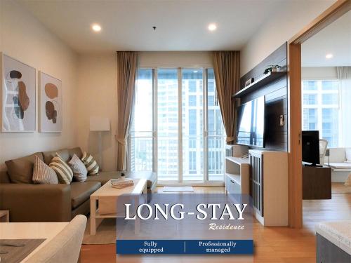 Expansive Modern BTS Phrom Phong Ultra Fast WiFi — 4-Star Luxury Hotel in Khlong Toei, Thailand