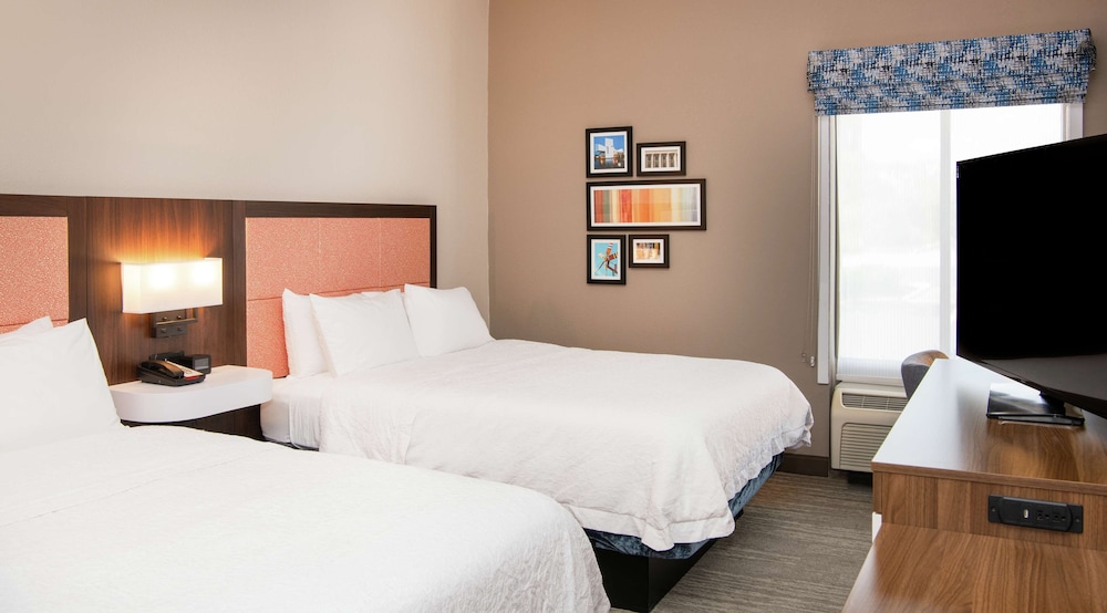 Hampton Inn Cleveland Solon - photo 23