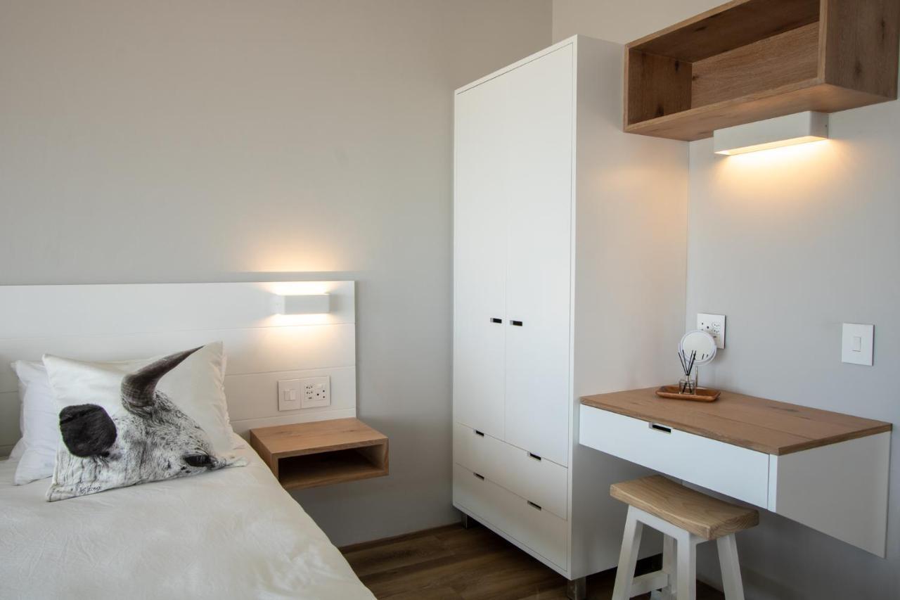 Small Bay Beach Suites
