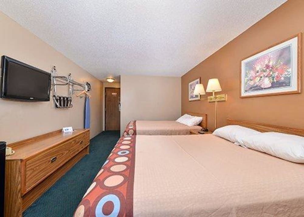 Dickinson Inn - photo 3