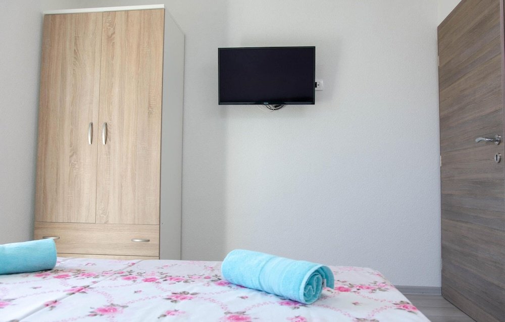 Awesome Home In Prgomet With Wifi — 4-Star Luxury Hotel in Prgomet, Croatia