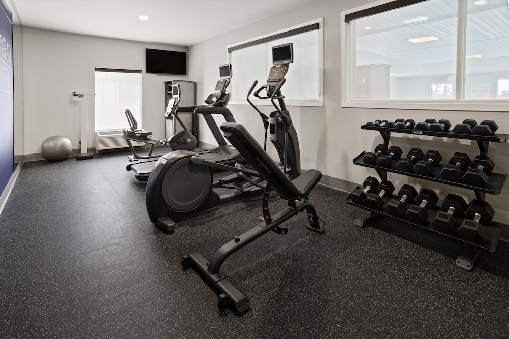 Holiday Inn Express Hotel & Suites Brattleboro by IHG - photo 34