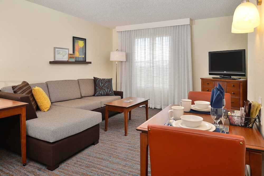 Residence Inn by Marriott Denver Airport at Gateway Park - photo 13