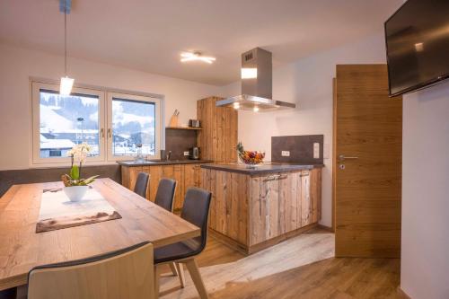 Residenz Gamper — 4-Star Luxury Hotel in Brixen Im Thale, Austria