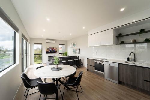 Sunnyhills Viewside Town House — 4-Star Luxury Hotel in Auckland, New Zealand