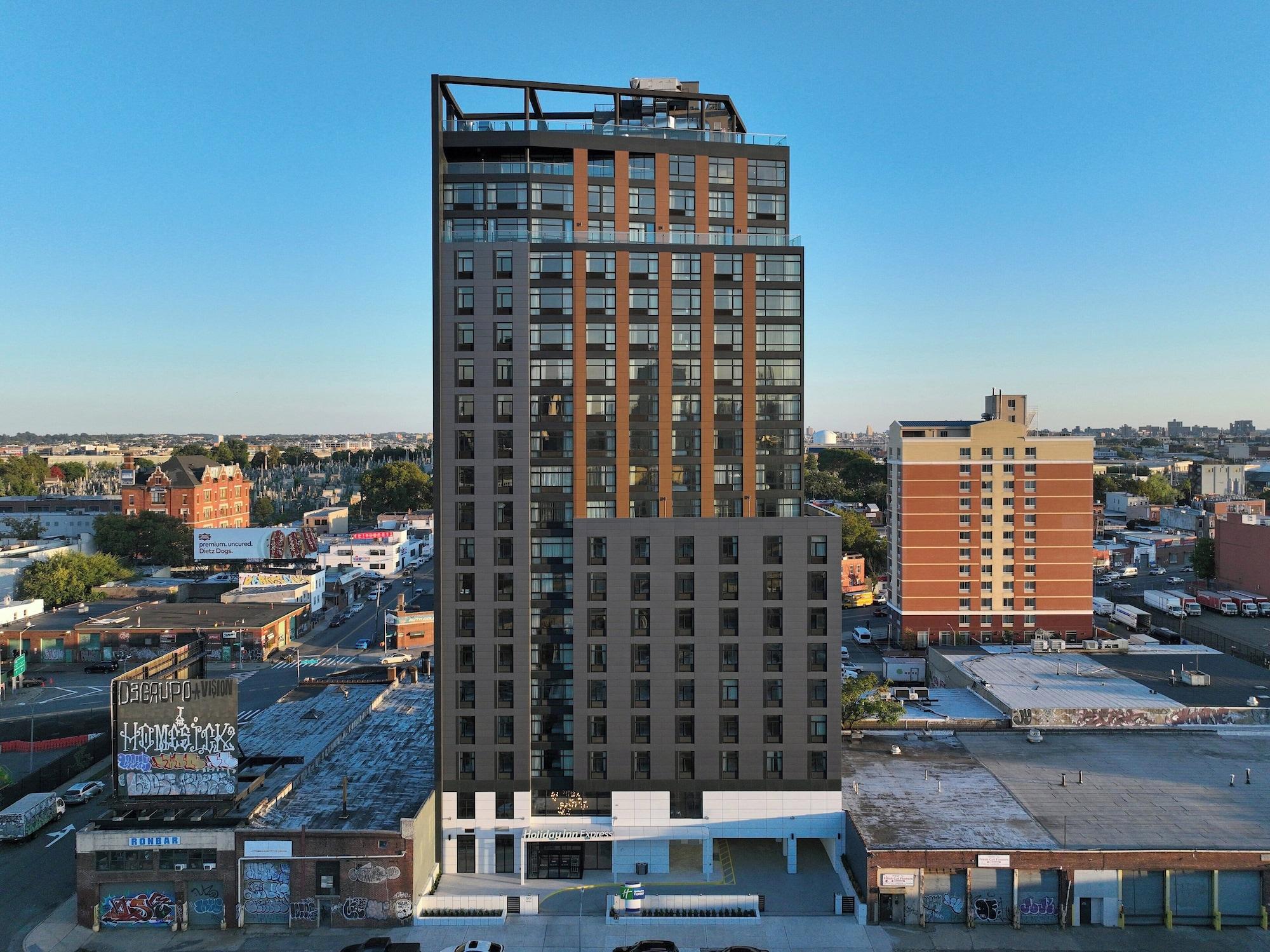Holiday Inn Express Long Island City E New York by IHG - photo 5